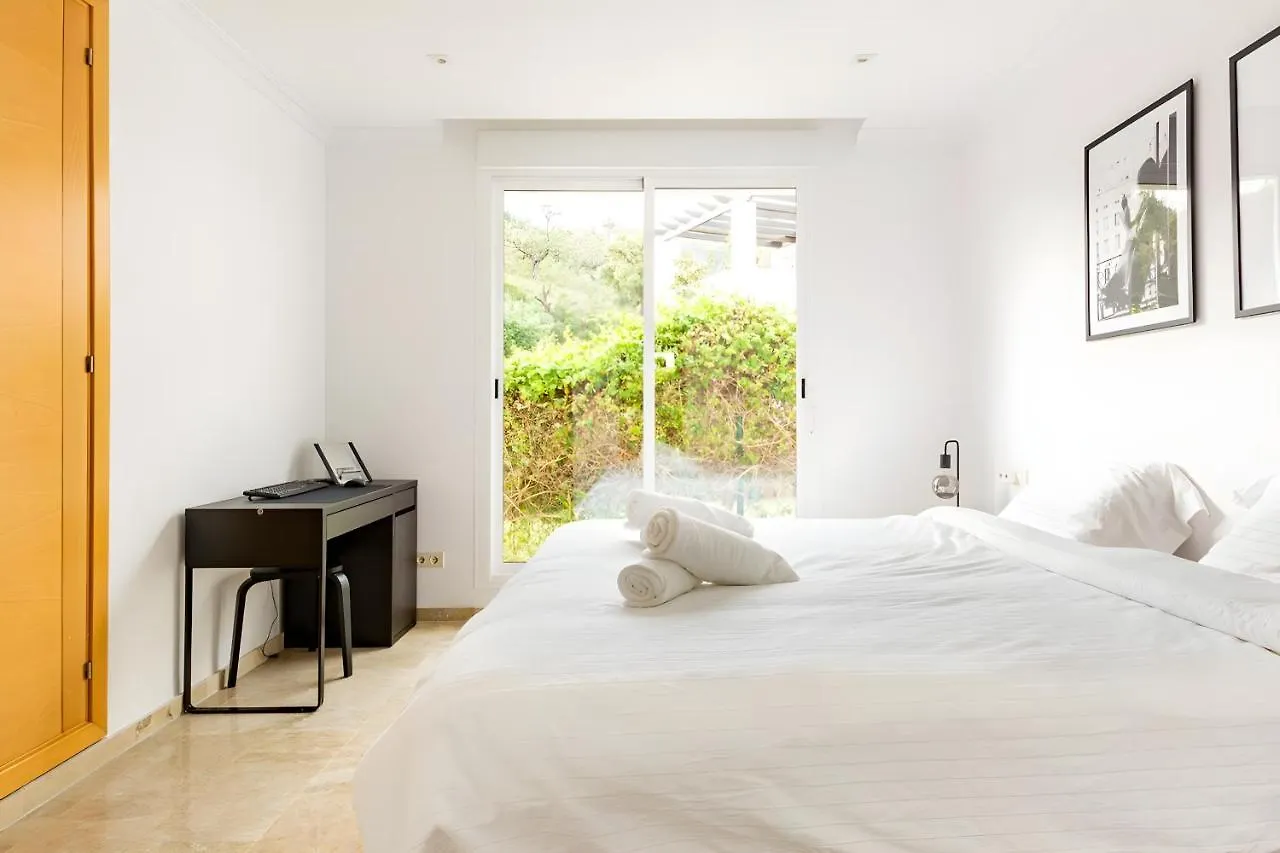 Luxury & Sunny Apartment With Breathtaking View In Marbella East Ojen 0*,